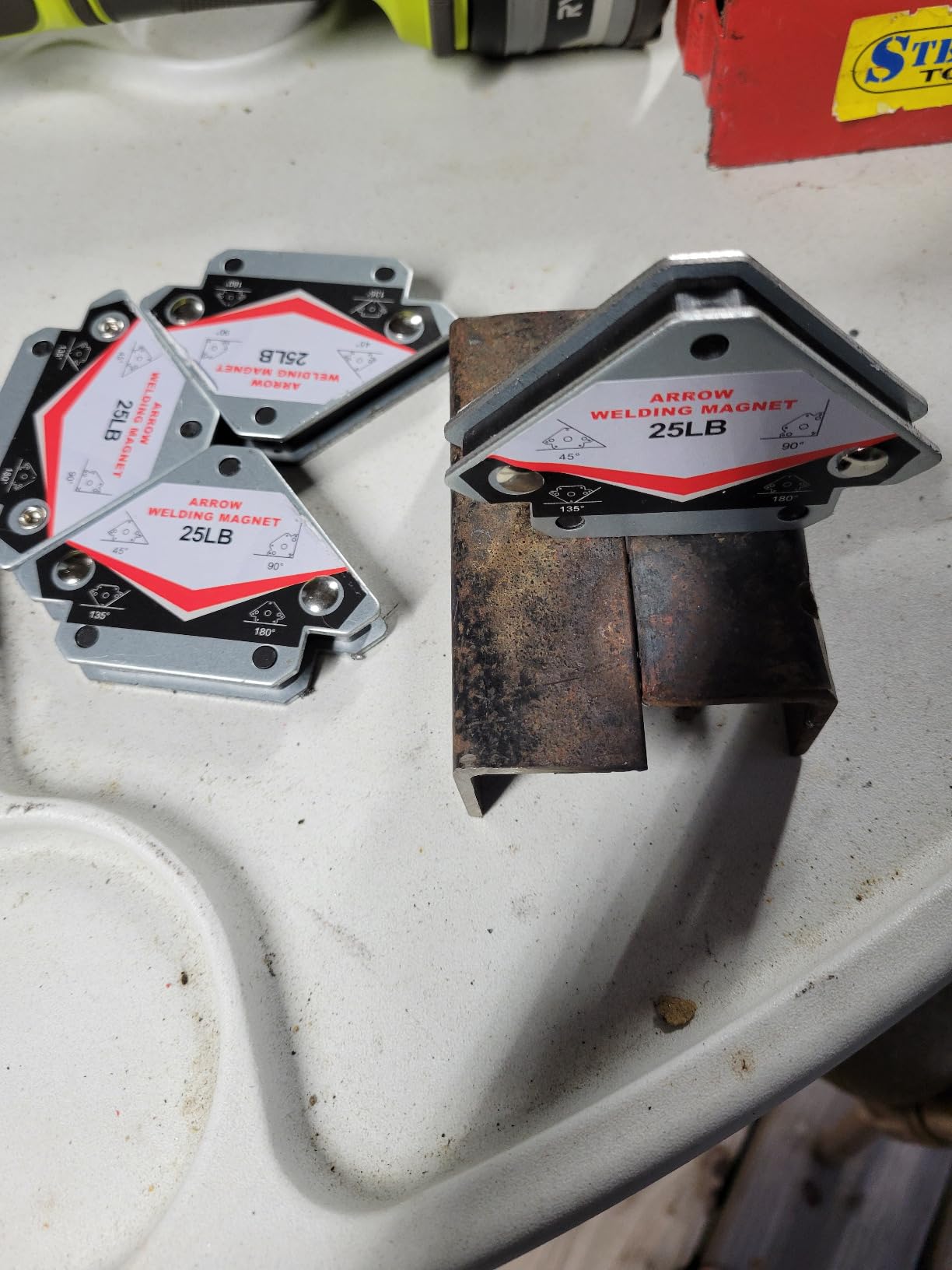 GUTIMORE 25LB Welding Magnet,Pack of 4, Heavy Duty Welding Magents Holder, 45 90 135 Degree Angle Holding Magnet customer photo 1