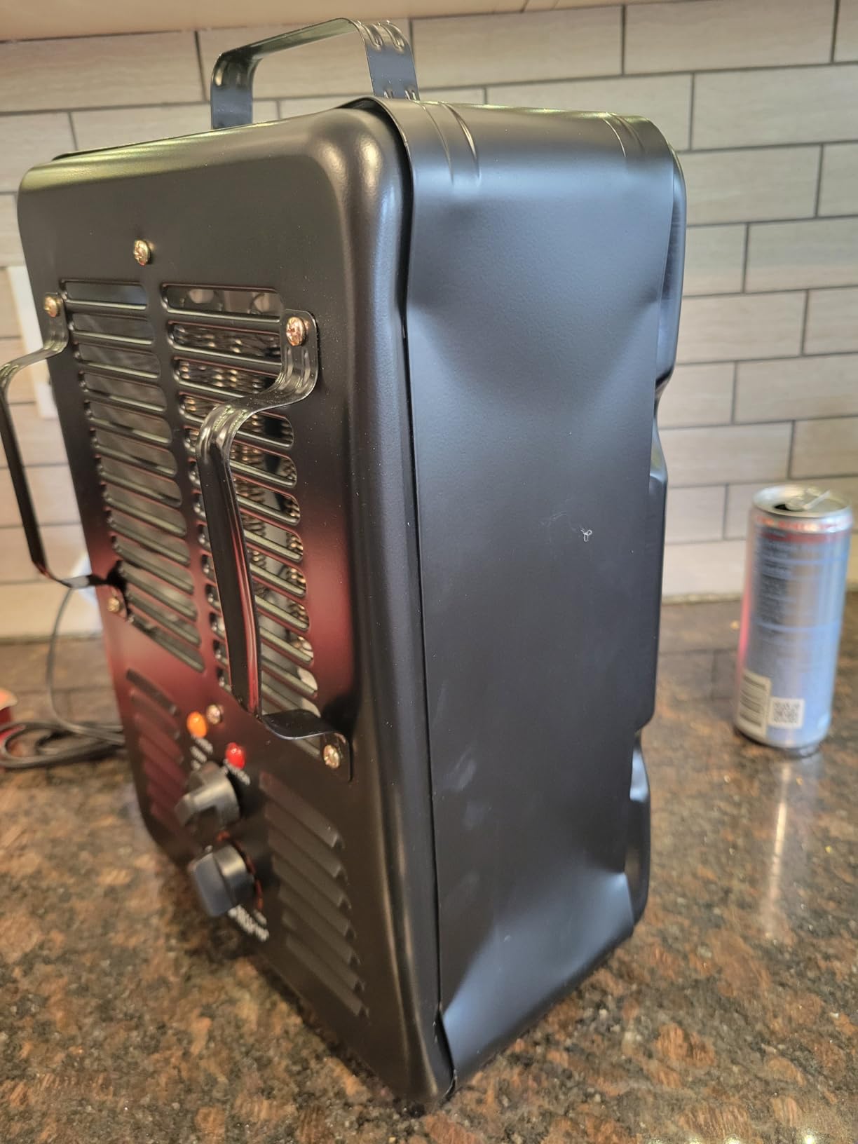 BEYOND HEAT 1500W Milkhouse Space Heater with Thermostat, Black-1 Packs customer photo 1