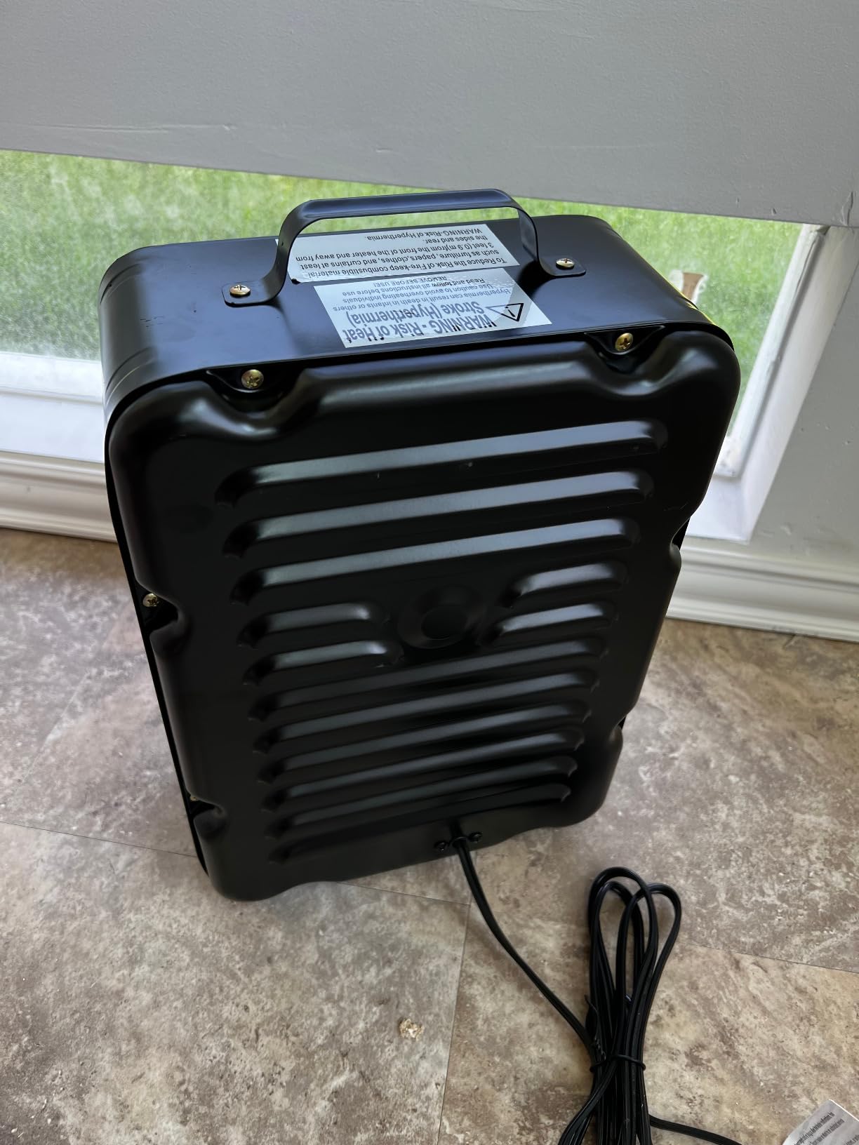 BEYOND HEAT 1500W Milkhouse Space Heater with Thermostat, Black-1 Packs customer photo 2