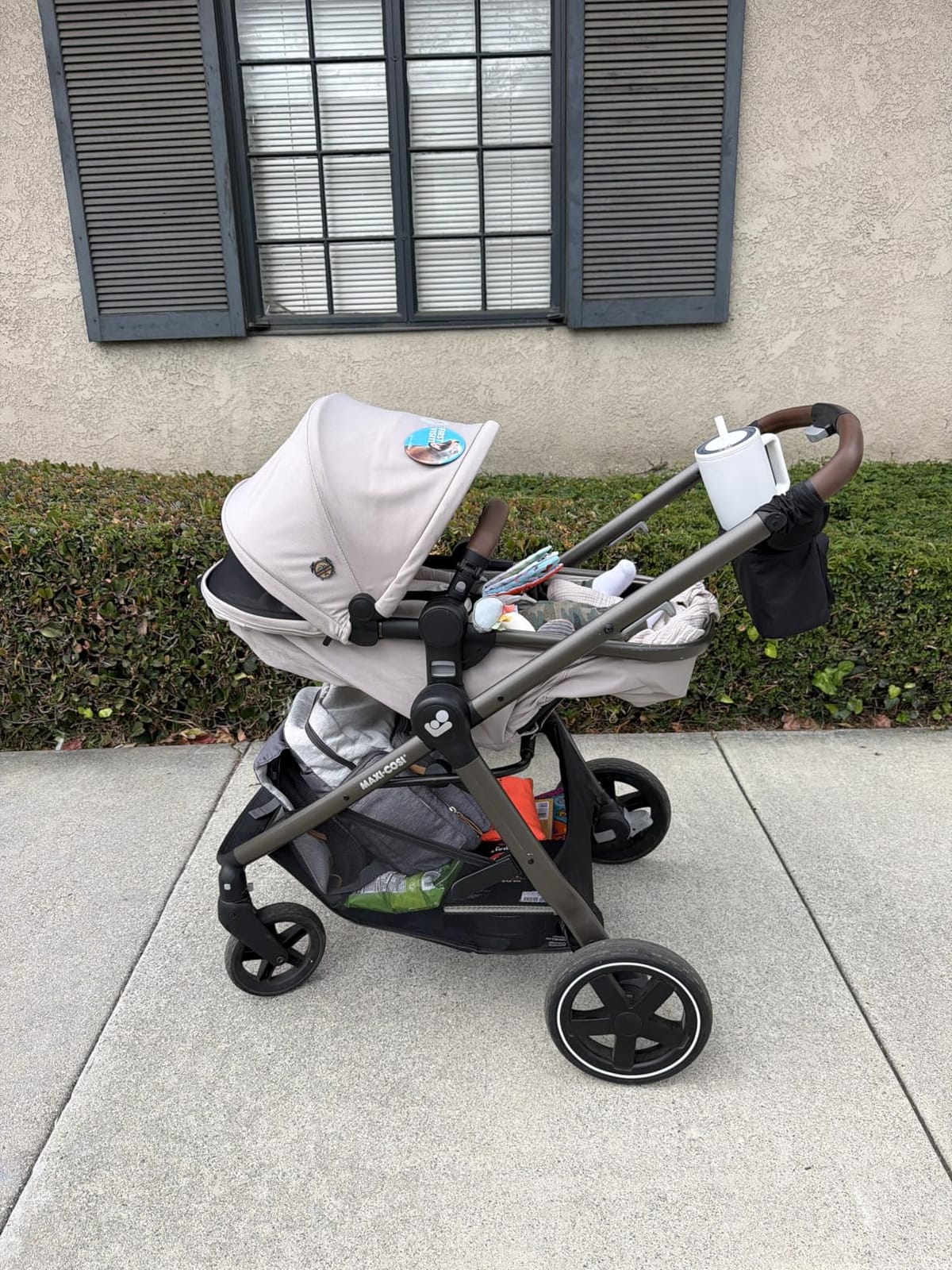 Maxi-Cosi Zelia 2 Luxe 5-in-1 Modular Travel System, New Hope Tan customer photo 1