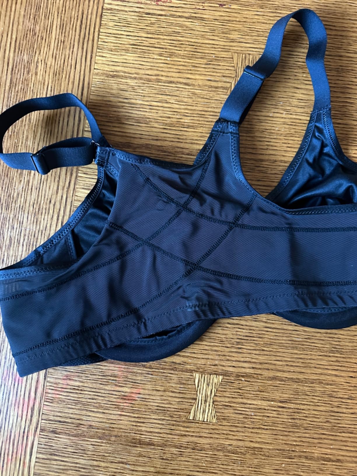 Glamorise Women's Posture Back Wonderwire Bra Underwire 9265 customer photo 1