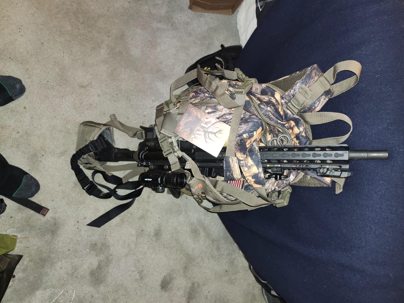 YVLEEN Hunting Backpack, Waterproof Camo Day Pack with Rifle & Bow Holder customer photo 2