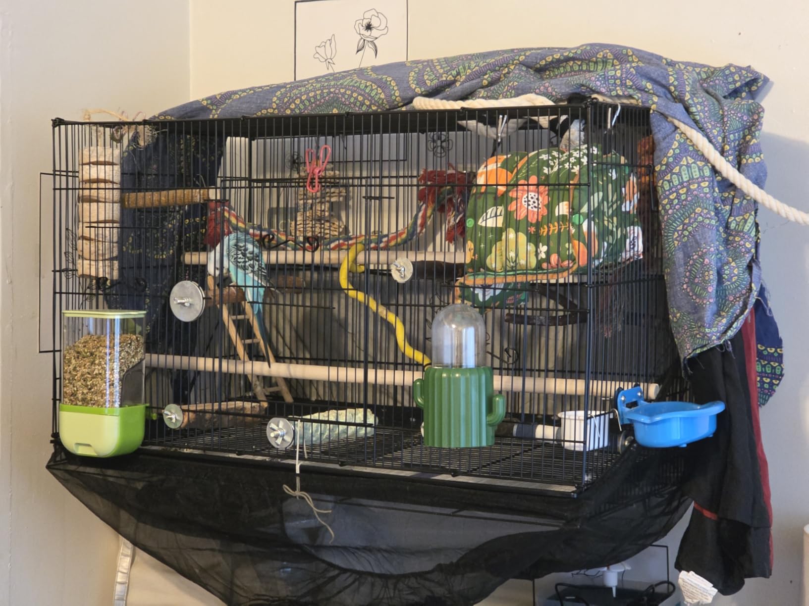VEVOR 30 Inch Flight Bird Cage, Stackable Bird Cage Parakeet Cage with Slide-Out Tray and Handle, Small Parrots Birdcage for Cockatiels Budgies Conure Macaw Finch Lovebirds Canaries Pigeons customer photo 1