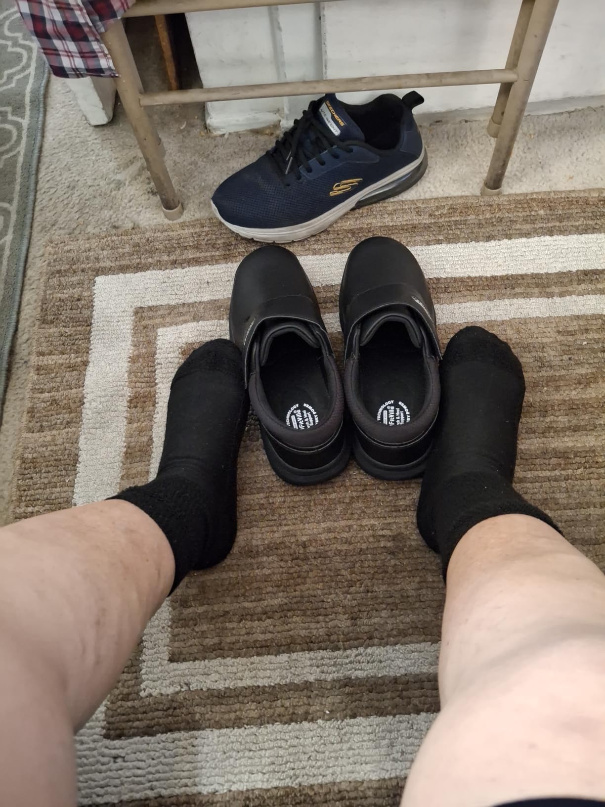 FitVille Diabetic Shoes for Men Extra Wide Comfortable Leather Walking Shoes Hook & Loop Orthopedic Dress Sneakers for Edema and Swollen Feet customer photo 2