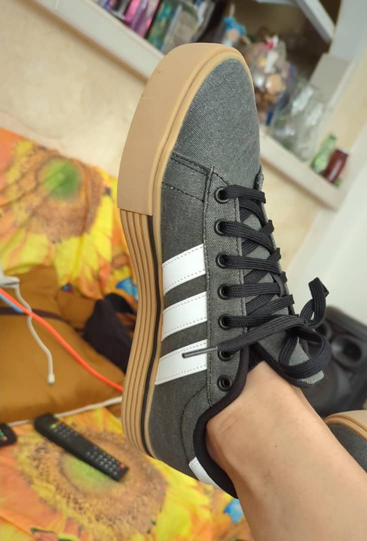 adidas Men's Daily 4.0 Shoe customer photo 2