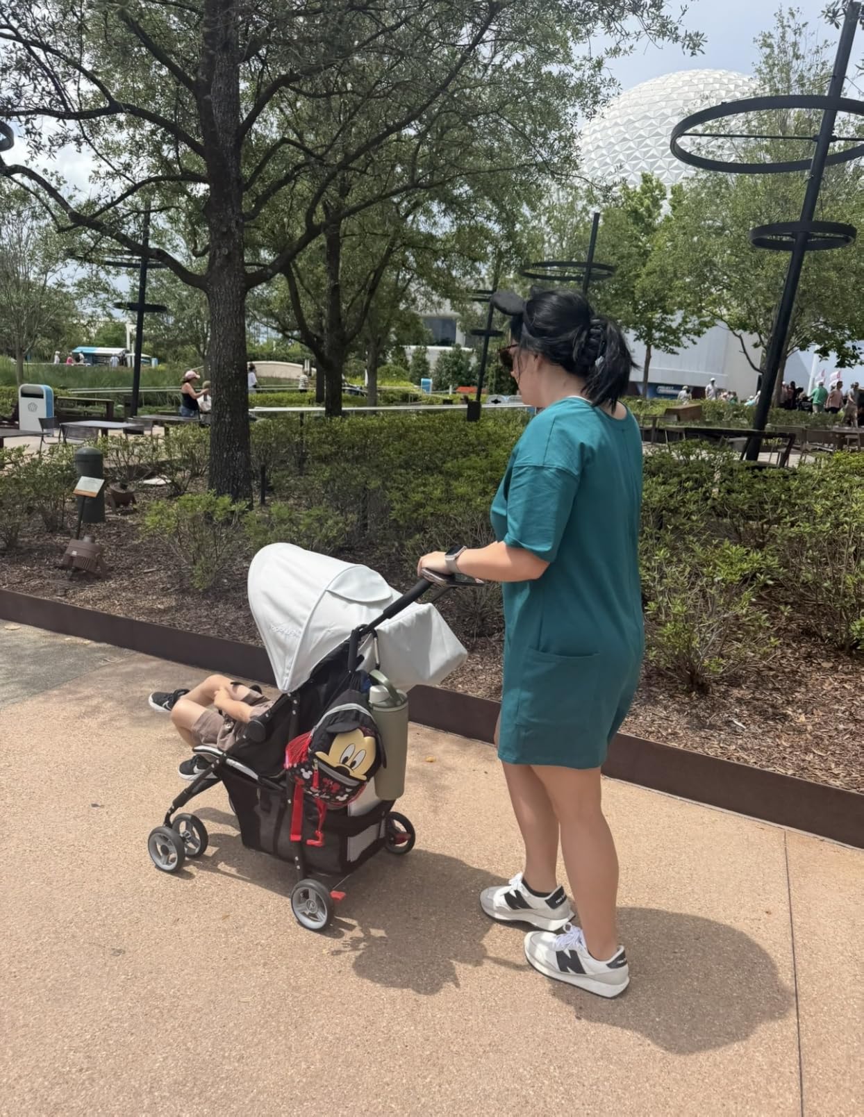 New Balance Women's 237 V1 Sneaker customer photo 2