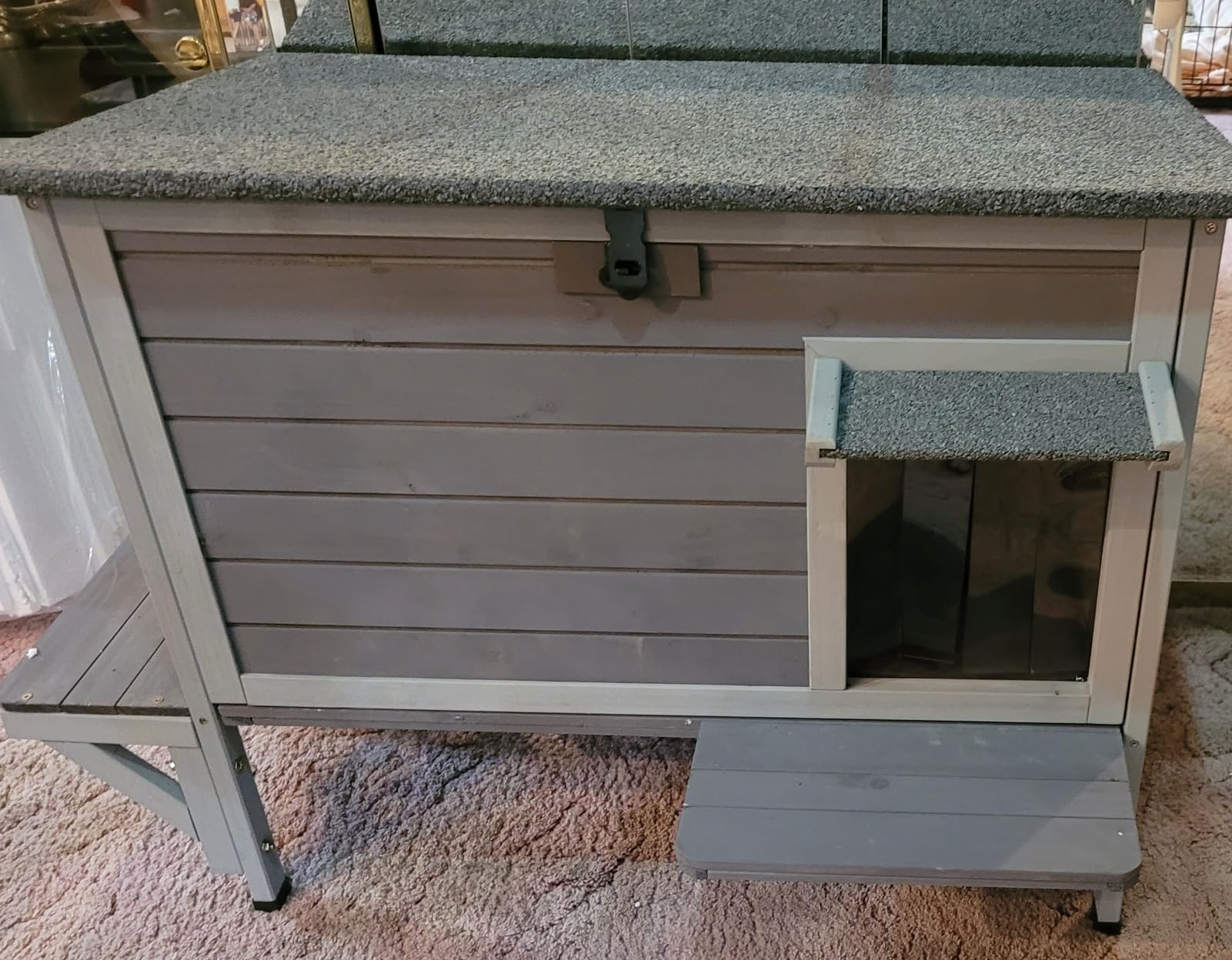 Aivituvin Heated Outdoor Cat House with Heating Pad, Insulated Liner customer photo 1