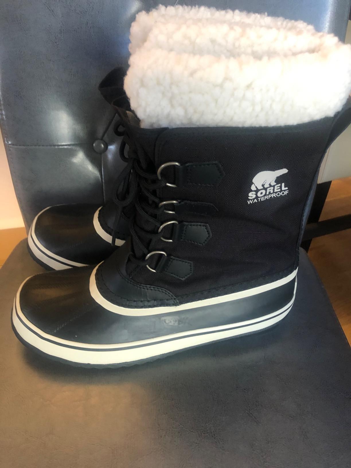 Sorel Women's Winter Carnival Waterproof Boot, Red Lodge/Black, 6 Regular customer photo 1