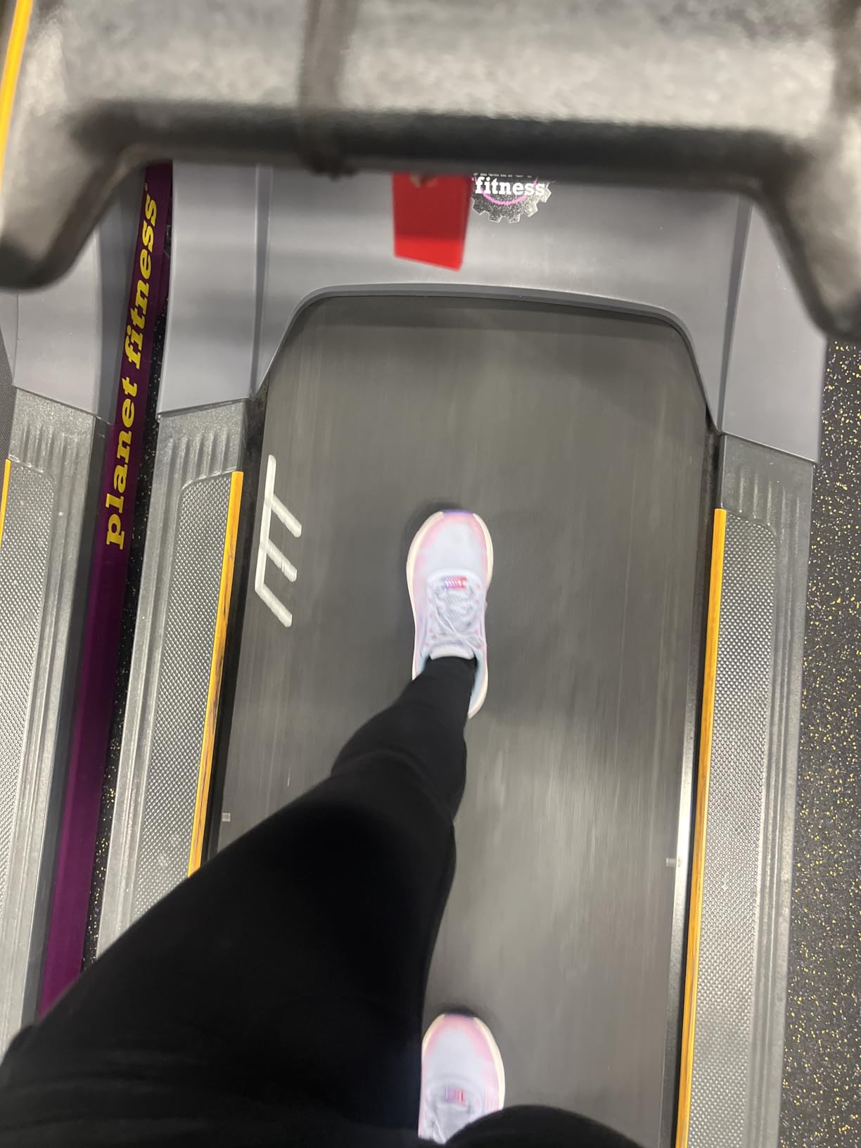Skechers Women's Max Cushioning Elite 2.0 customer photo 1