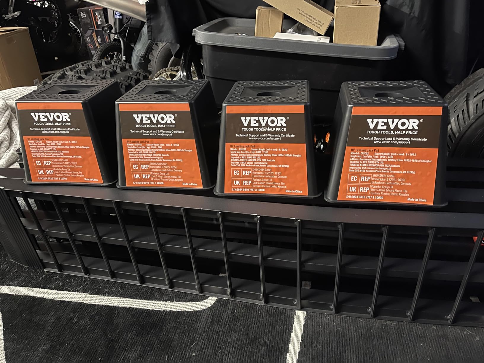 VEVOR Trailer Jack Block, 6000 lbs Capacity per RV Leveling Block, Polypropylene RV Camper Stabilizer Blocks, RV Travel Accessories Use for Any Tongue Jack, Post, Foot, 5th Wheels, 4-Pack customer photo 1
