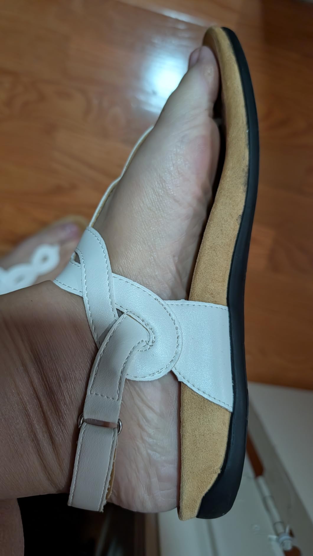 Athlefit Women's Orthopedic Flat Sandals with Arch Support customer photo 1