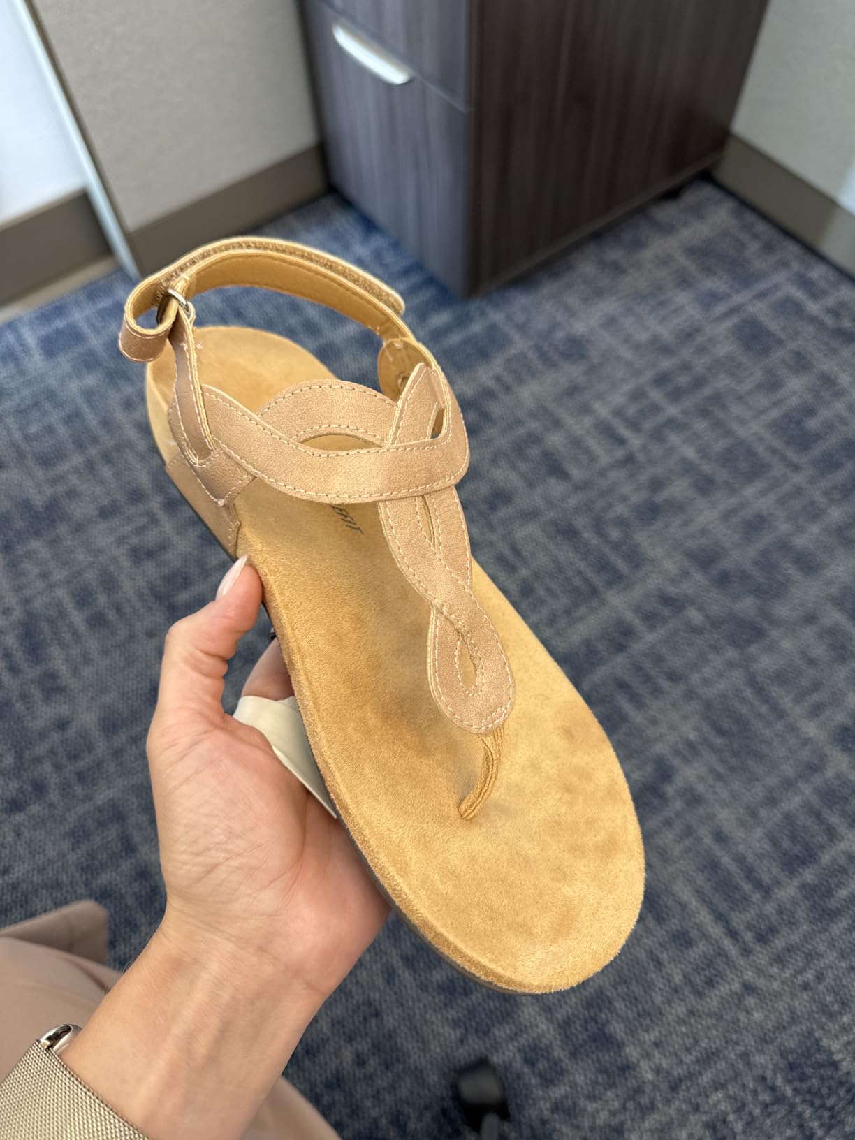 Athlefit Women's Orthopedic Flat Sandals with Arch Support customer photo 2