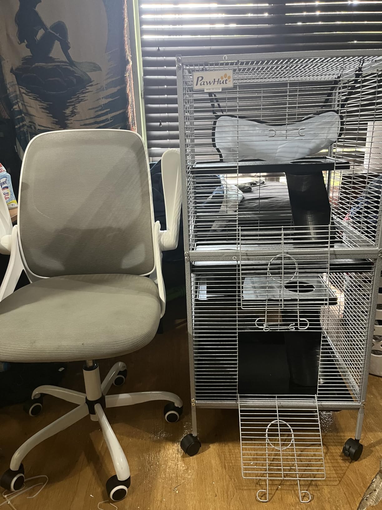 PawHut Metal Small Animal Cage, 4-Tiers Rolling Big Ferret Cage with Hammock, Removable Tray, for Chinchilla, Sugar Glider, White customer photo 1