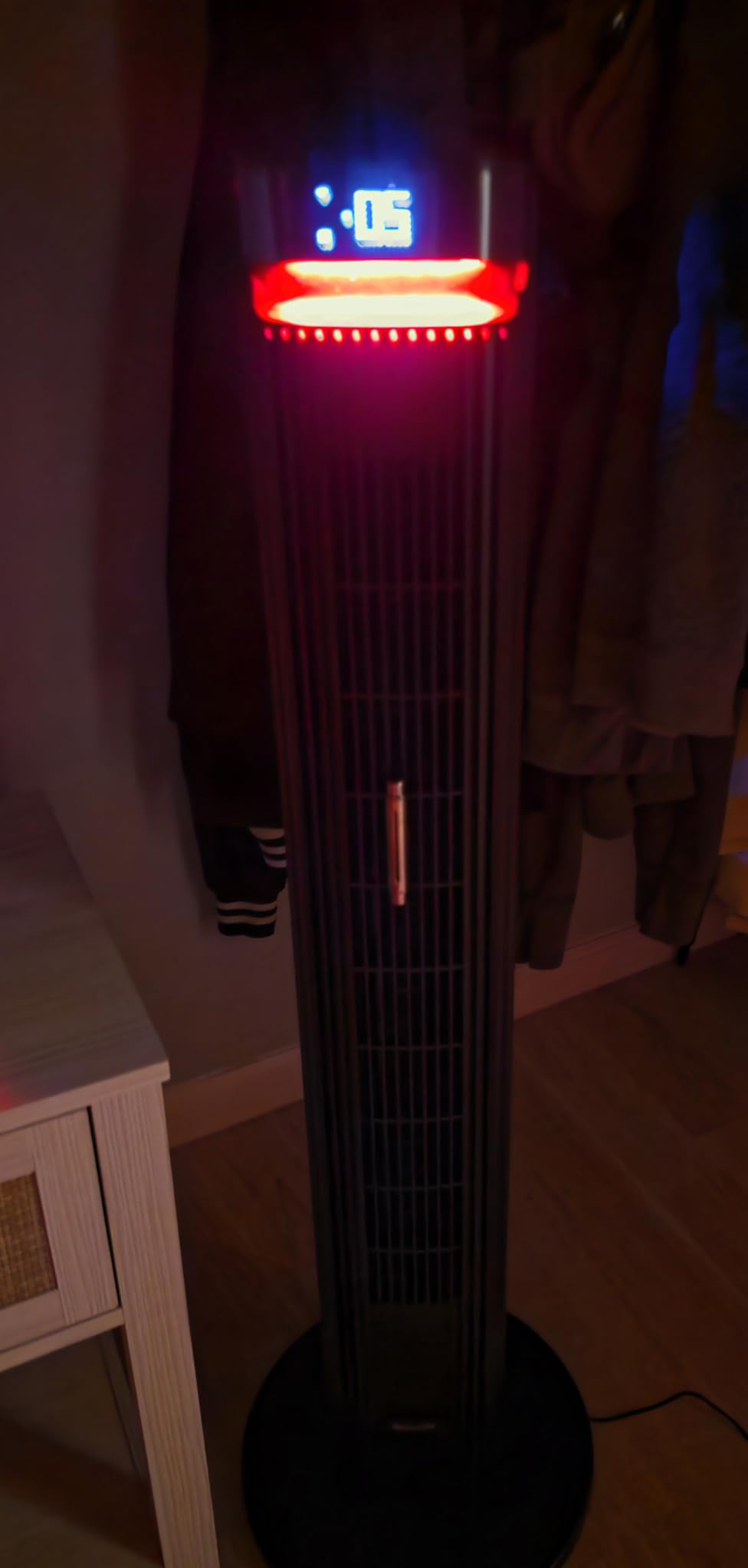 GoveeLife 42 in. Tower Fan, 150 Deg Oscillation, 5 Modes 12 Speeds, Black customer photo 1