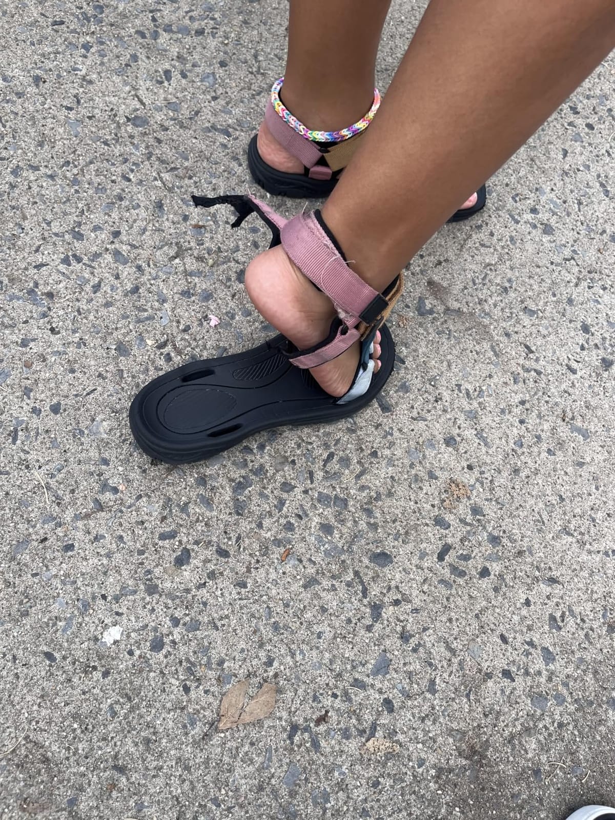 Women's Hiking Sport Sandals Water Outdoor Athletic Shoes With Arch Support Adjustable Velcro Beach Shoes customer photo 2