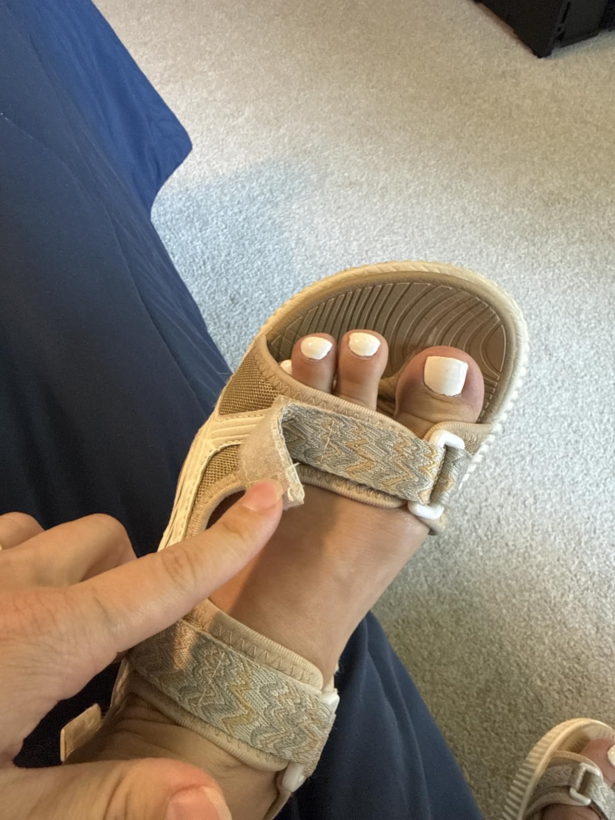 KuaiLu Womens Orthopedic Walking Sandals with Comfortable Arch Support customer photo 1