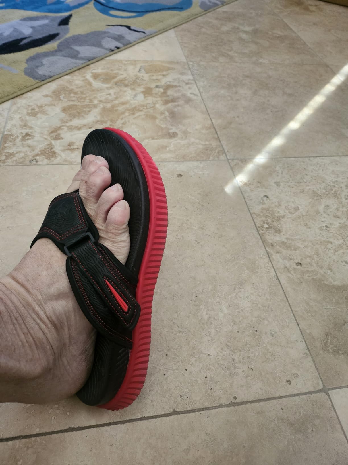 KuaiLu Mens Orthotic Cushion Flip Flops Athletic Recovery Walking Sandals customer photo 2