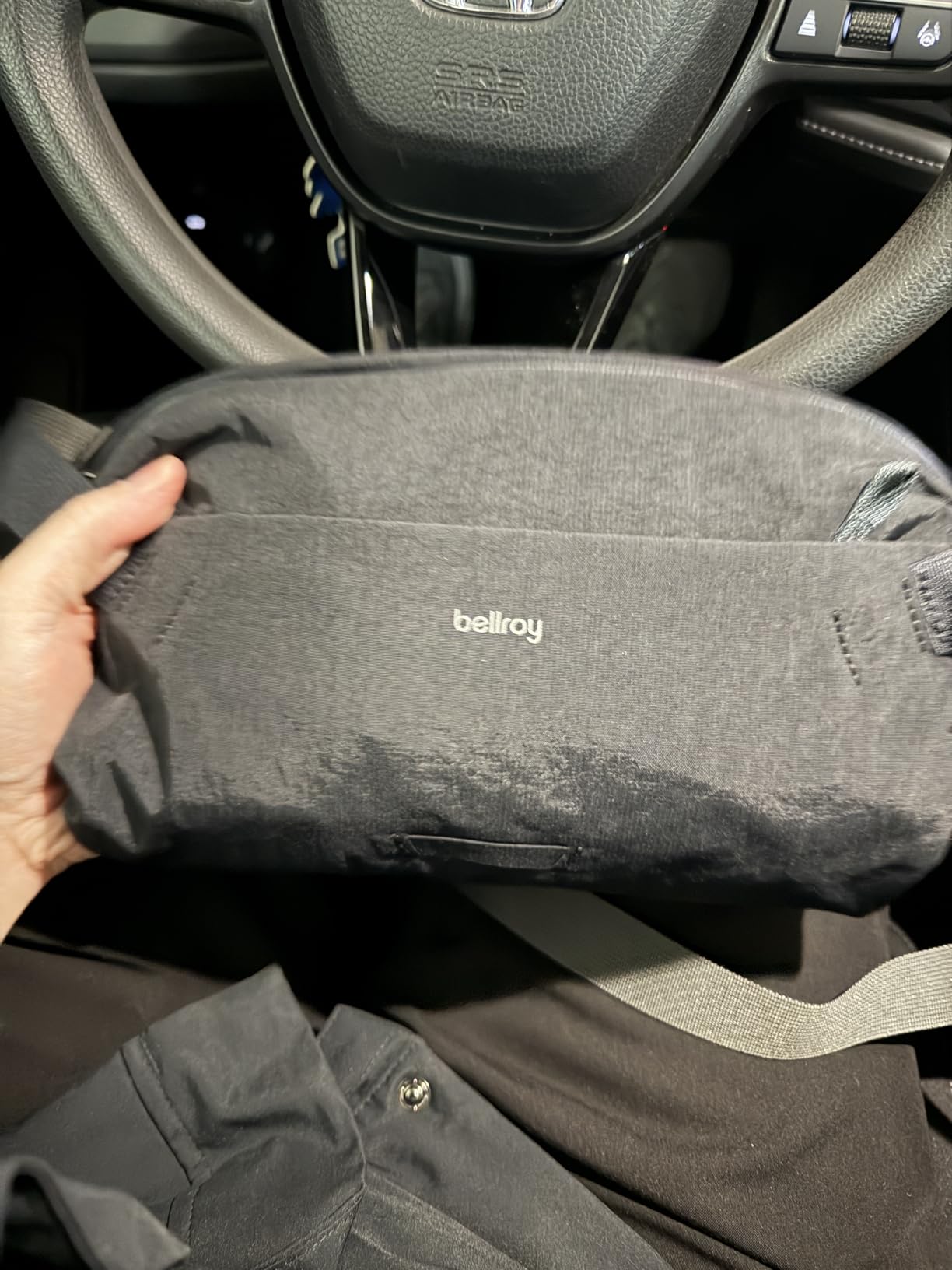 Bellroy Lite Sling, Lightweight Crossbody Bag - Black customer photo 1
