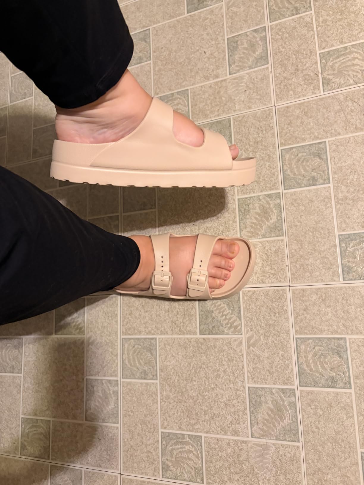 Goosecret Women's Comfortable Arch Support Walking Platform Sandals customer photo 2