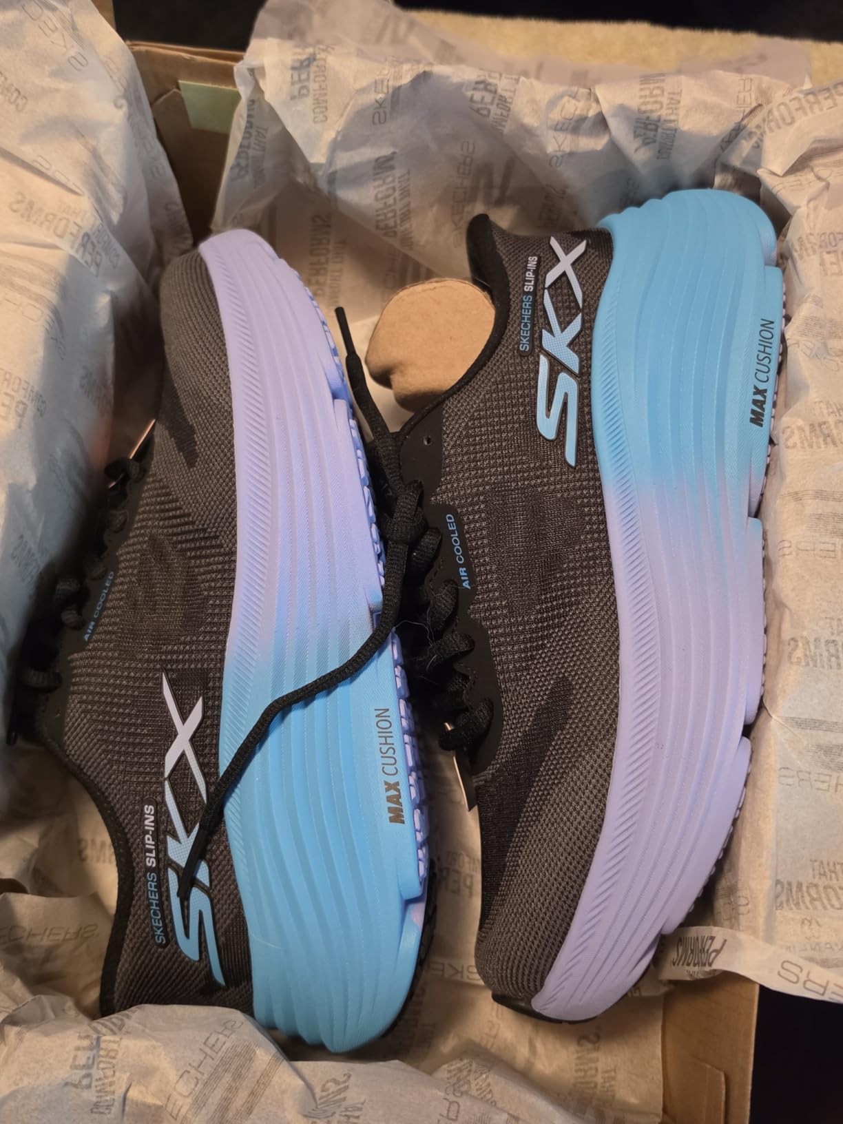Skechers Women's Max Cushioning Endeavour Hallandale customer photo 1