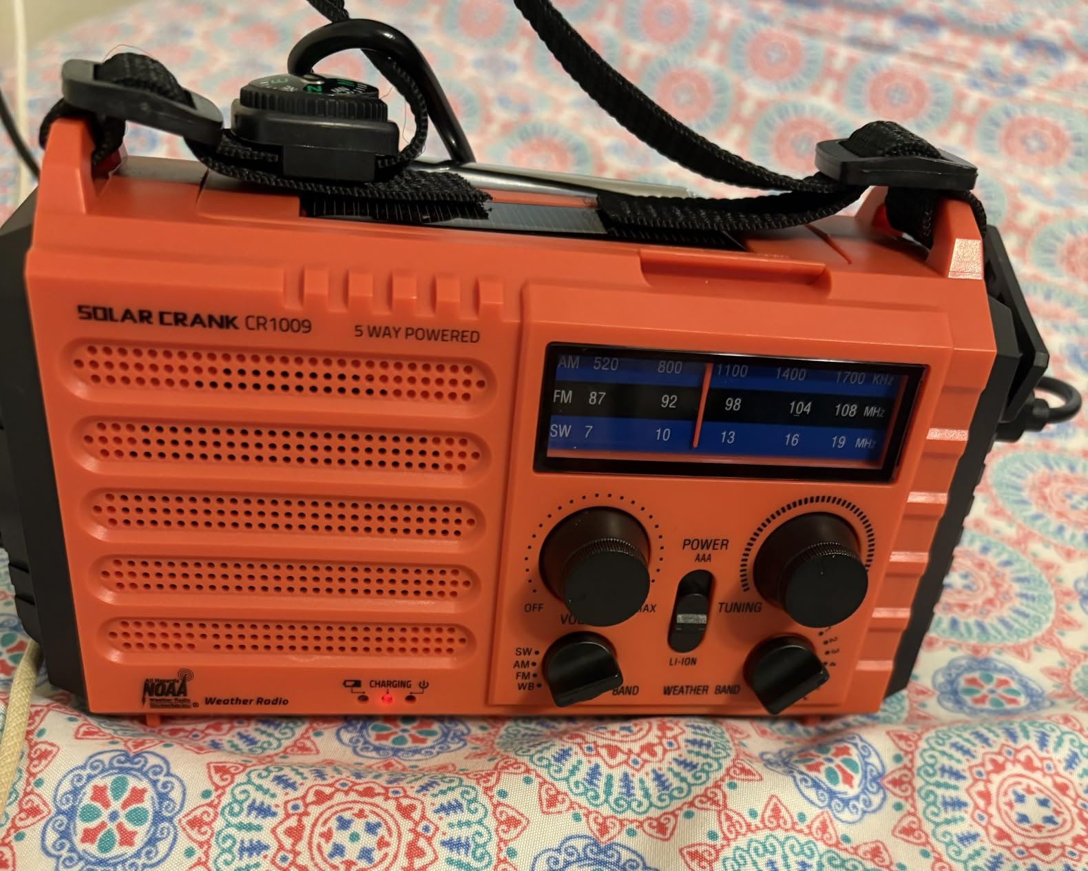 Eoxsmile NOAA Emergency Weather Radio Hand Crank Solar 12000mAh Battery customer photo 2