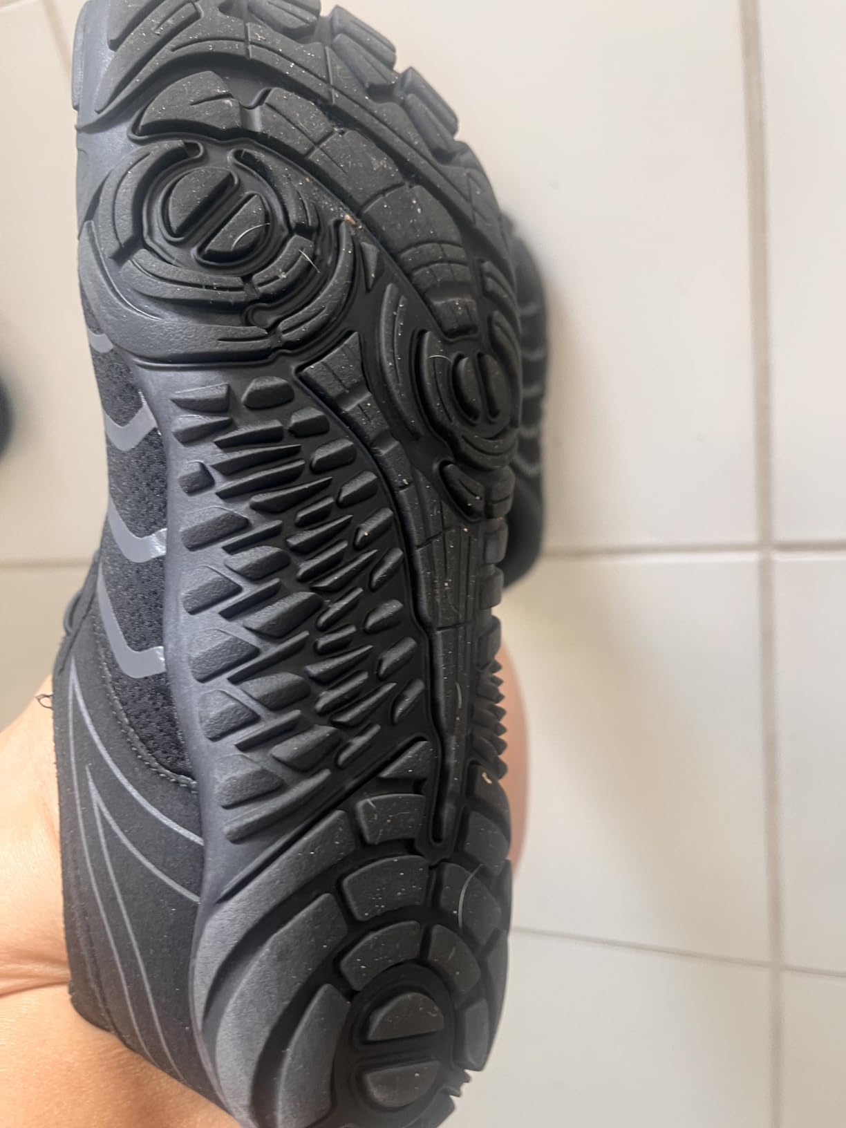 Hike Barefoot Shoes for Women Men Breathable & Non-Slip Athletic Footwear Wide Toe Water Shoes,Designed for Walking,Running&Swimming customer photo 2