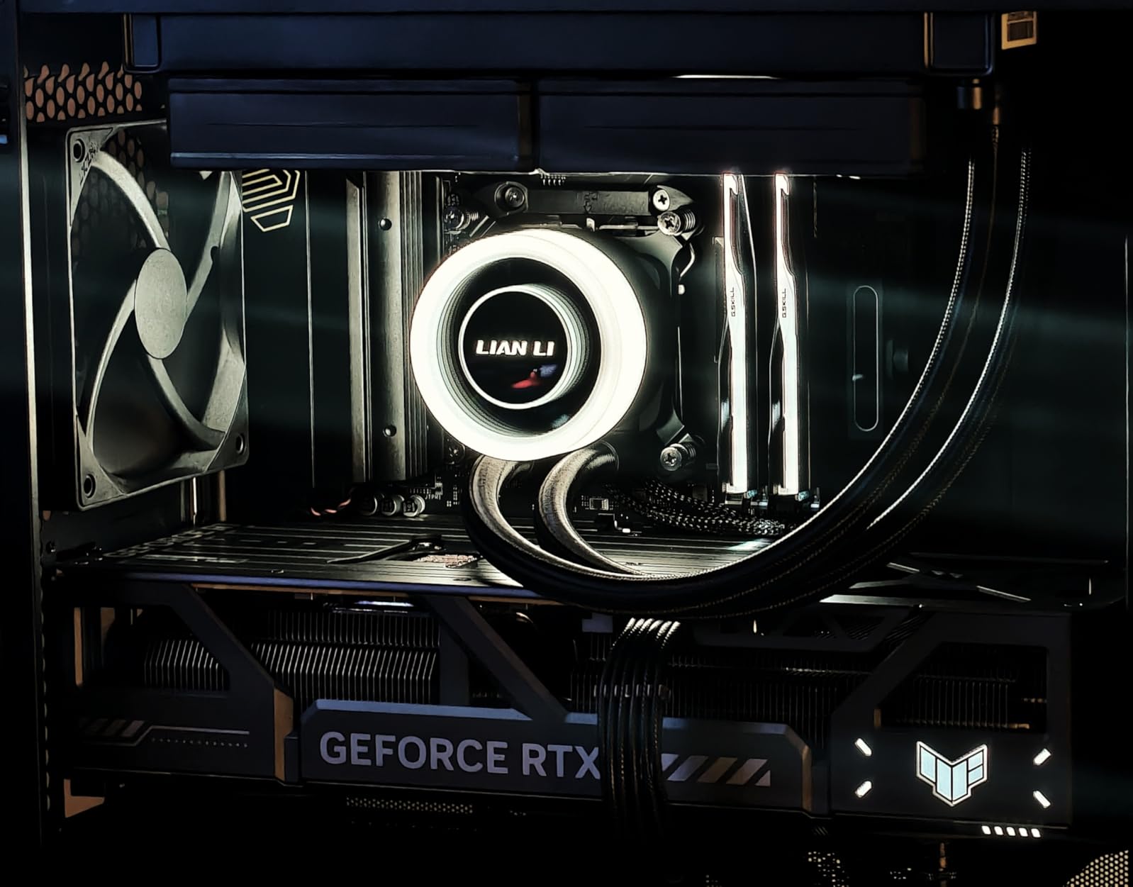 NZXT F120Q - 120mm Quiet Airflow PC Case Fan - Black customer photo 1