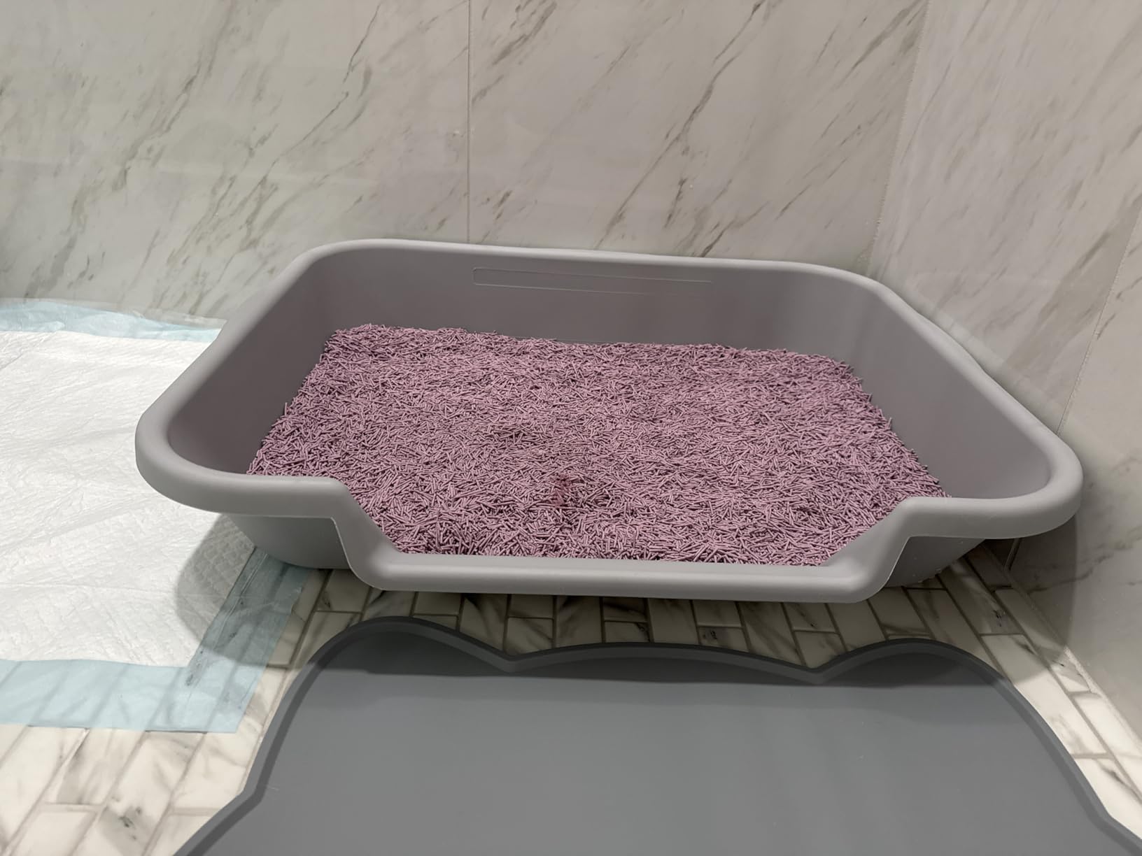 KittyGoHere Senior Cat Litter Box, Low Entry Cat Litter Pan, Jumbo, Gray customer photo 2