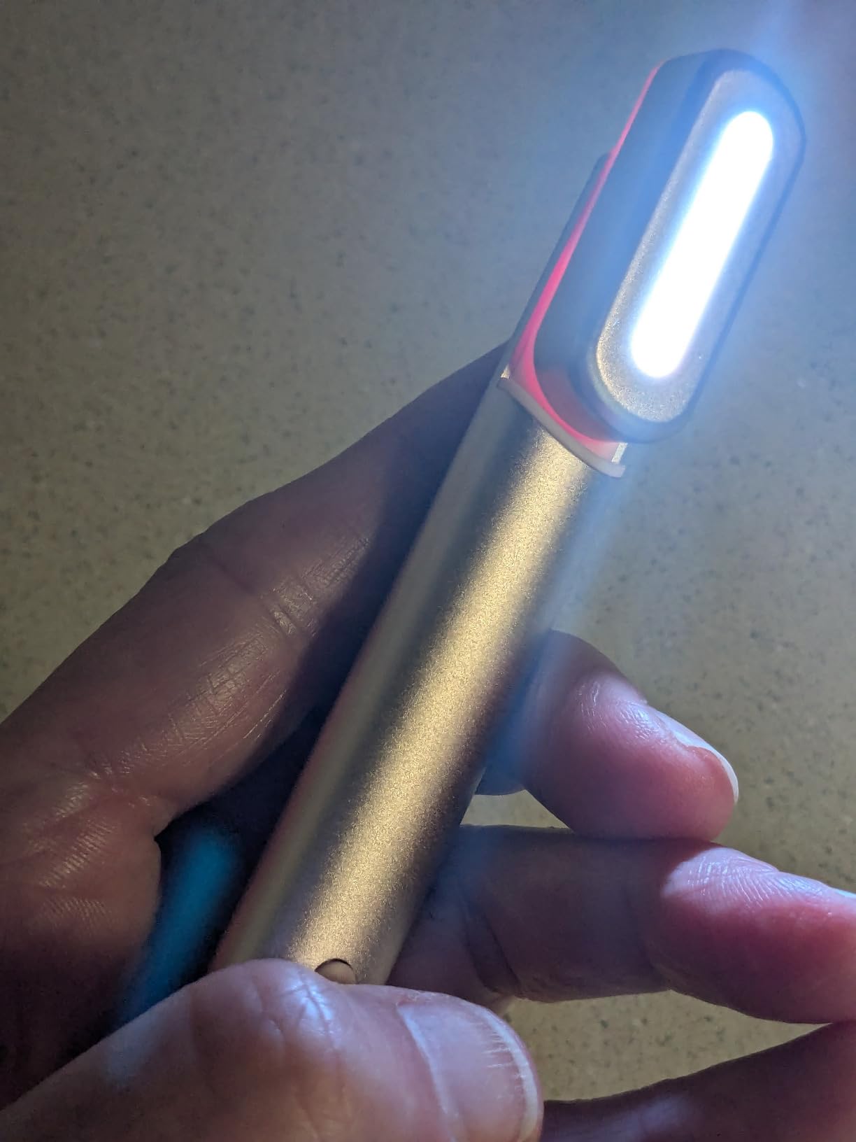 4-in-1 Light-Therapy-Wand,Red Light Therapy for Face and Neck - Microcurrent Facial Device for Anti-Aging - Face & Eye Massager Skincare (2 Colors led Light) customer photo 1