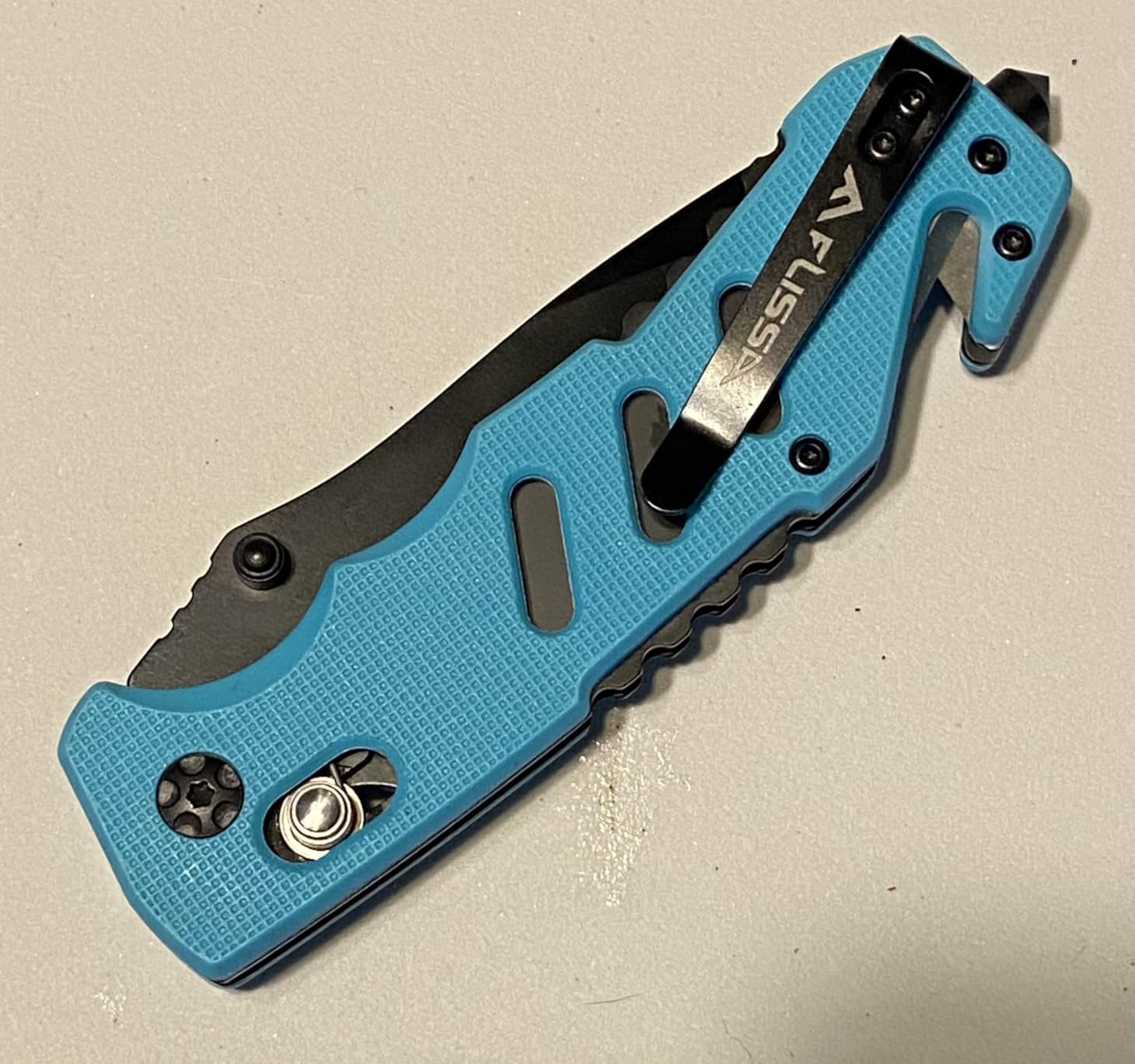 FLISSA Folding Pocket Knife with Clip, Glass Breaker and Seatbelt Cutter | Survival Knife for Emergency Rescue Situations, EDC Knife customer photo 1