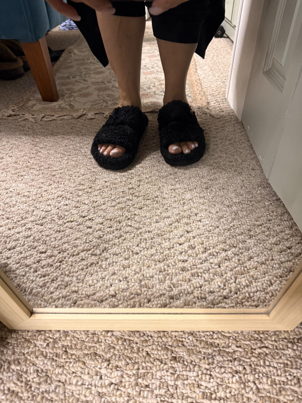 EverFoams Womens Fuzzy Open-toe Slippers Memory Foam Indoor House Shoes customer photo 1