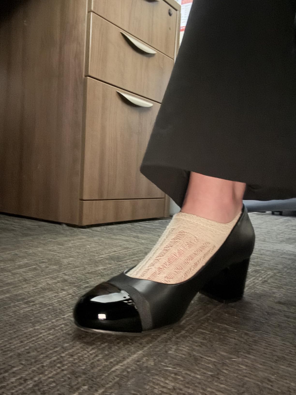 DREAM PAIRS Women's Block Heel Pumps Round Toe Dress Shoes customer photo 2