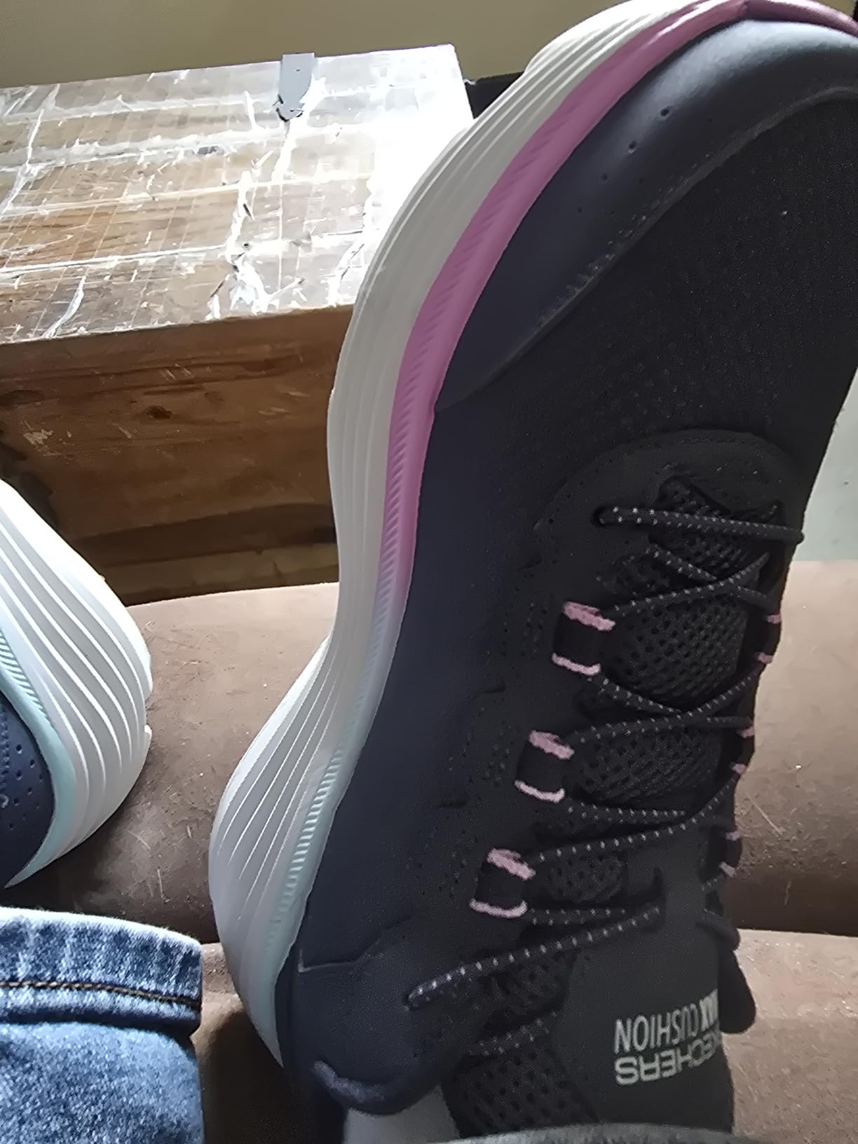 Skechers Women's Hands Free Slip-ins Max Cushioning Endeavour - Cardova Sneaker customer photo 1