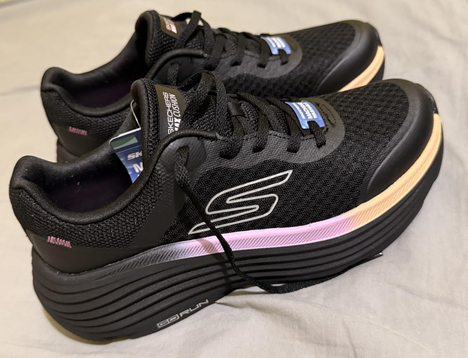 Skechers Women's Max Cushioning Endeavour customer photo 1