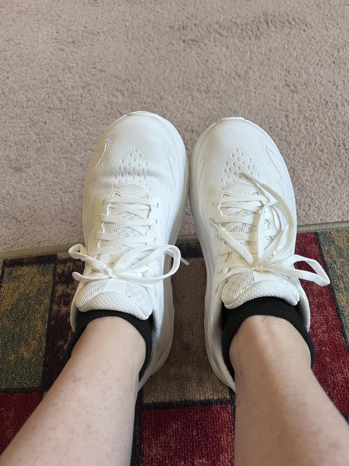 Hoka Womens Clifton 10 customer photo 1