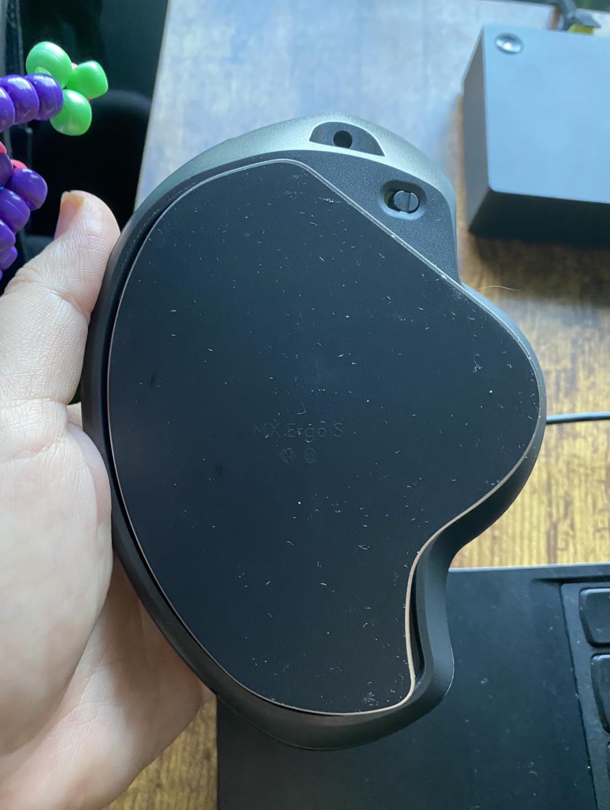 Logitech MX Ergo S Advanced Wireless Trackball Mouse USB C - Graphite customer photo 1