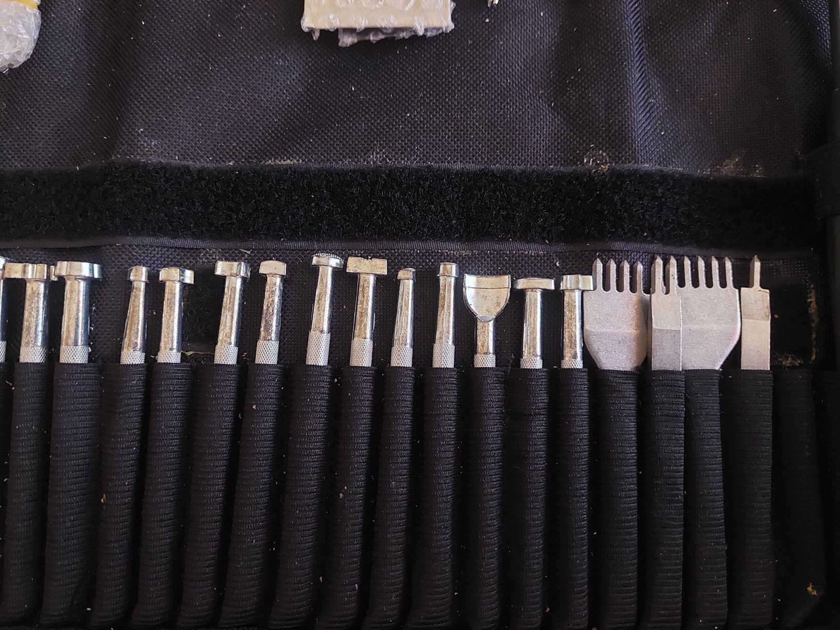 QMNNMA 102PCS Leather Working Tools, Leather Tooling Kit customer photo 1