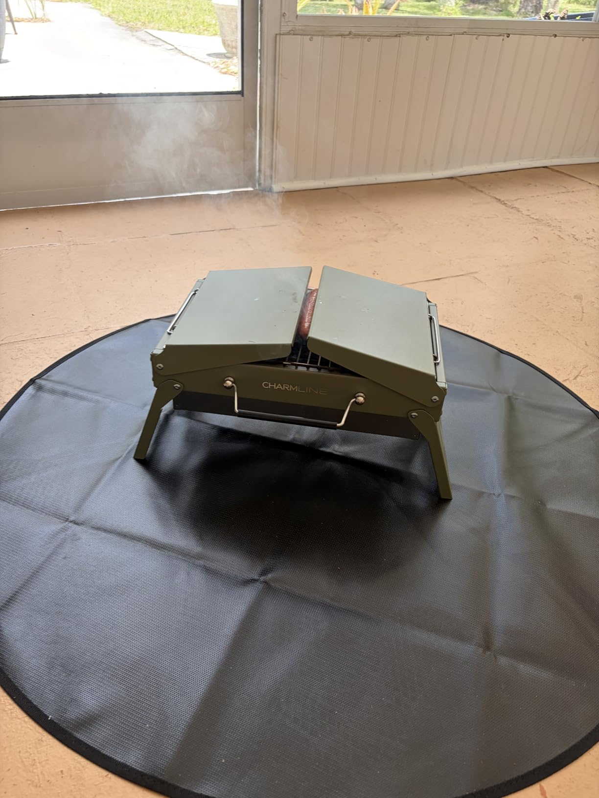 Charmline 14 x 9 inches Small Portable Charcoal BBQ Grill, Foldable Compact Camping Barbecue for 1–3 People, Ideal for Camping, Tailgating, Beach, Picnic & Tabletop Use, Green customer photo 1
