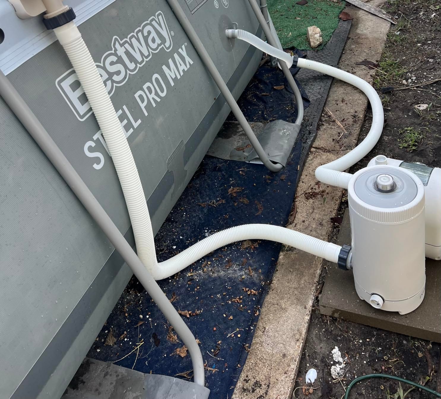 INTEX Krystal Clear 2,500 GPH Cartridge Filter Pump for Above Ground Pools customer photo 2