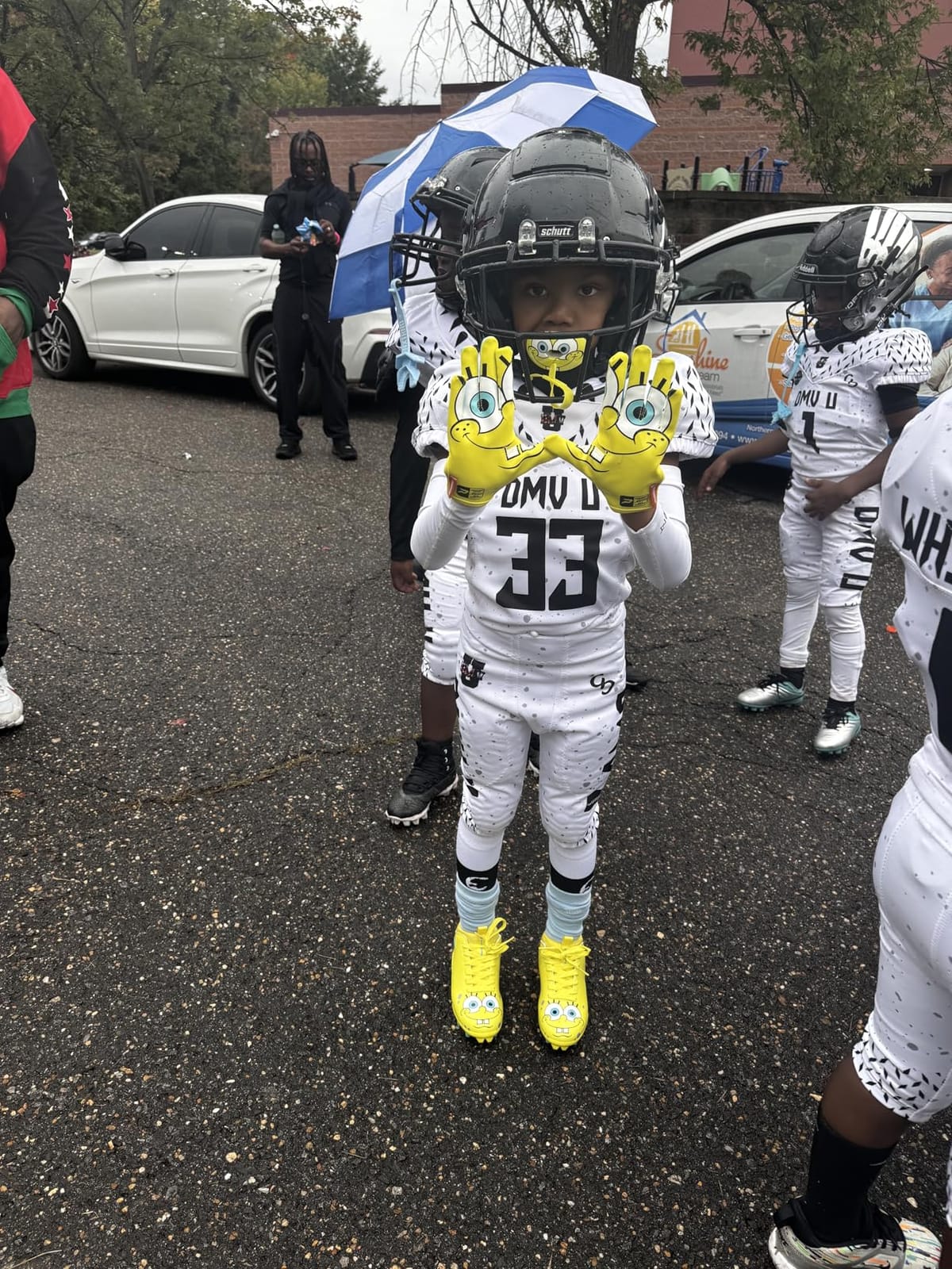 Phenom Elite Quantum Speed 2.0 Football Cleats - Team Color customer photo 1