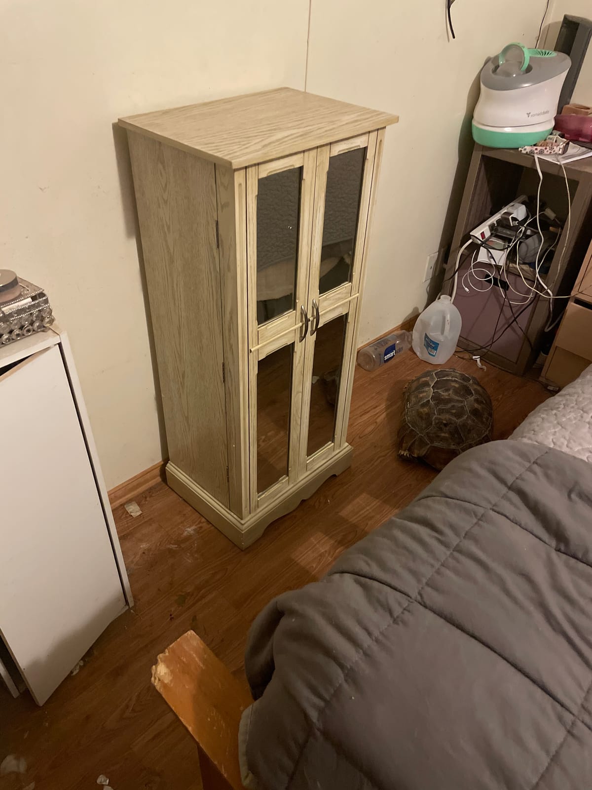 Hives & Honey Chelsea Standing Jewelry Armoire Cabinet, Jewelry Storage Organizer with Top Flip Mirror, 2 Doors, 7 Drawers, Jewelry Chest Armoire, Jewelry Box for Necklace, Earring, Bracelet, Walnut customer photo 2