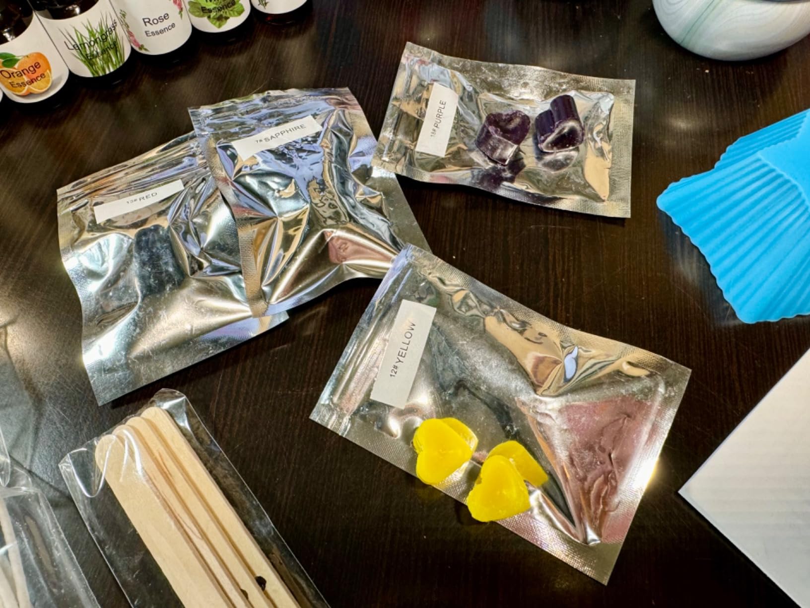 Candle Making Kits for Adults, Candle Making Supplies Accessory for Beginner, DIY Scented Candle with Beeswax, Essential Oil, Wicks, Wax Melting Pot, Moulds, Candle Jars, Dye, Make Your Own Candle customer photo 1