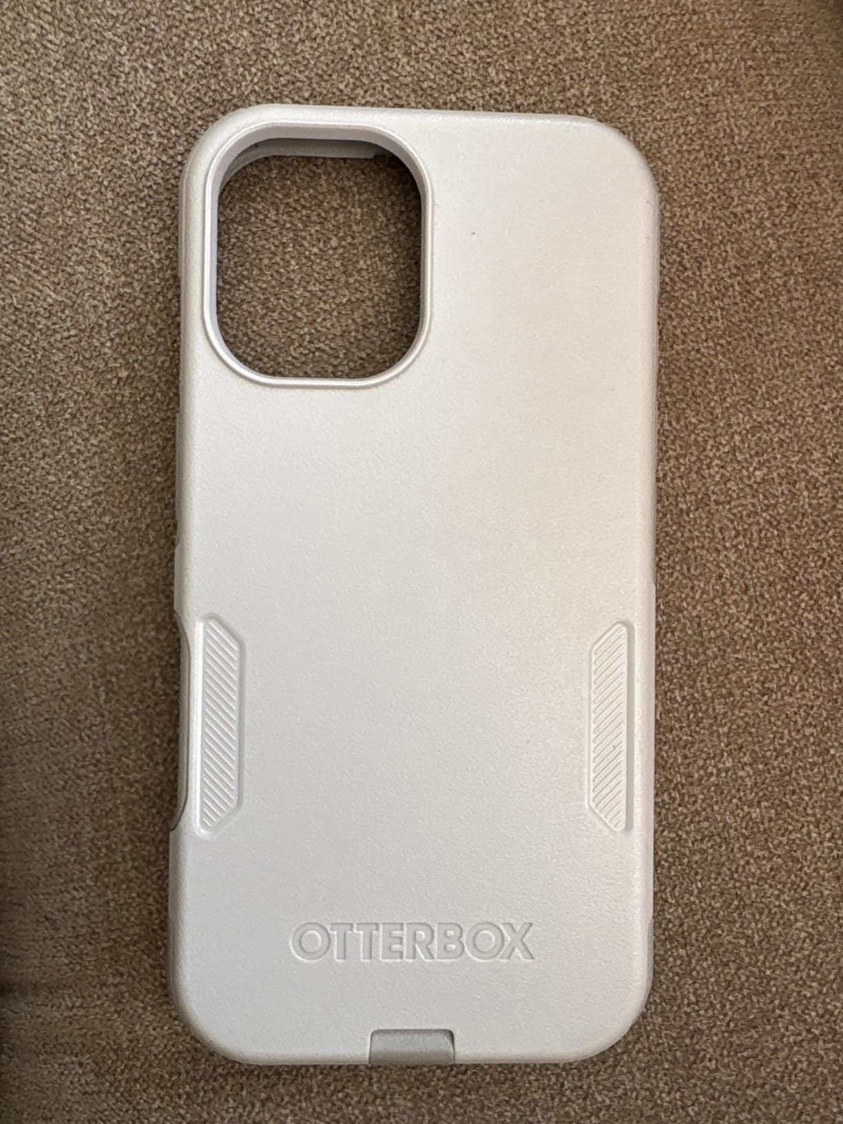 OtterBox iPhone 16 Commuter Series Case - Black, Thin & Protective iPhone Case, Dual-Layer, Impact Absorbing iPhone Case | Thin & Protective iPhone Case, Dual-Layer, Impact Absorbing iPhone Case, Best MagSafe iPhone Cases for Wireless Charging customer photo 2