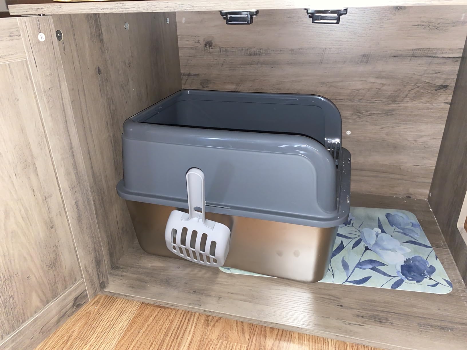 Feandrea Cat Litter Box Enclosure, End Table, 27.6 x 19.7 x 19.7 Inches customer photo 2