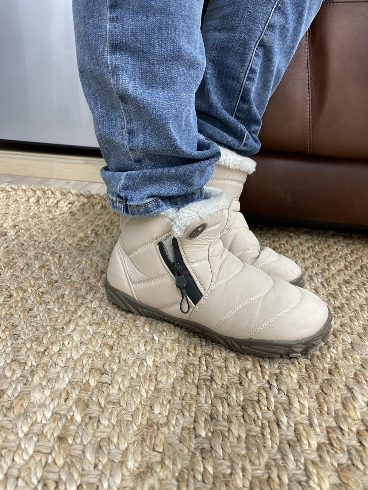 Hsyooes Womens Mens Barefoot Boots Winter Snow Boots Wide Width customer photo 2