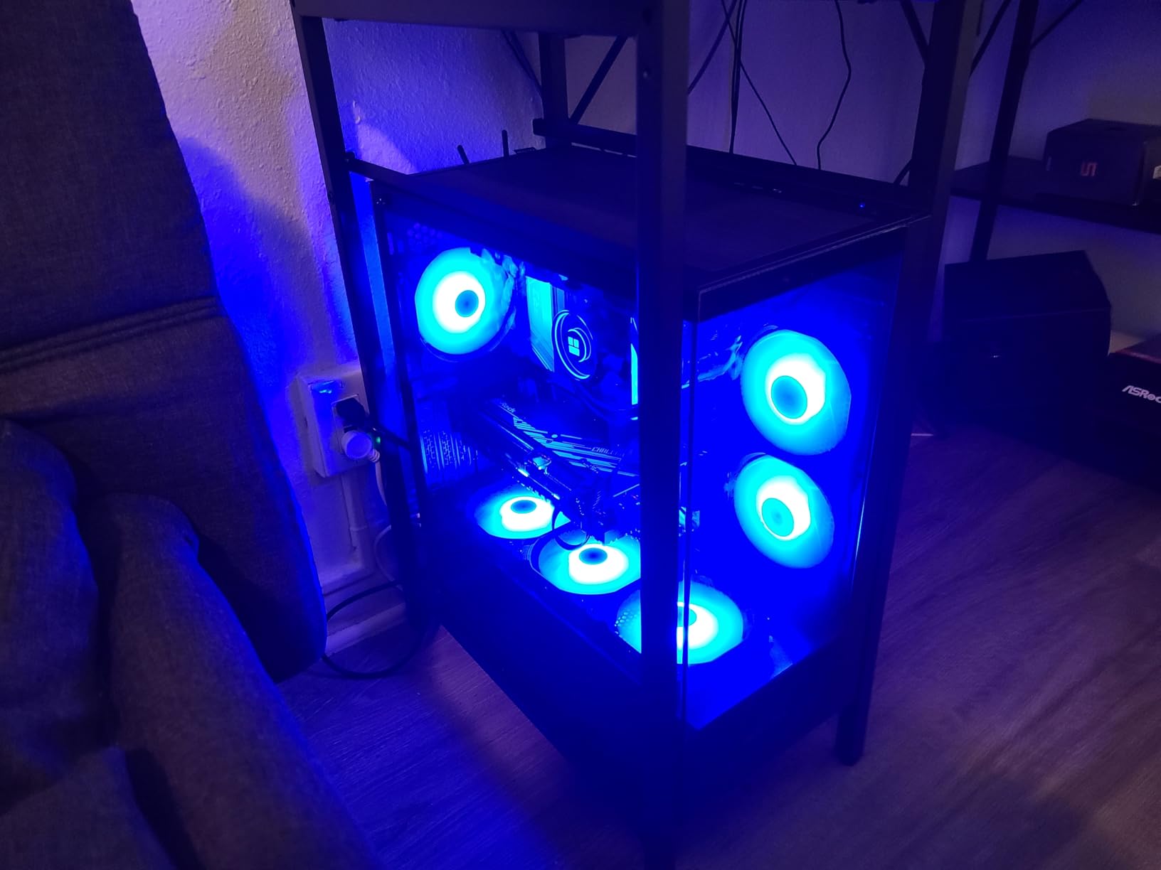 ASRock X870 Pro RS WiFi AMD Ryzen Socket AM5 ATX Motherboard USB4 DDR5 8000 MHz 256 GB SATA3 6.0 Gb/s customer photo 2