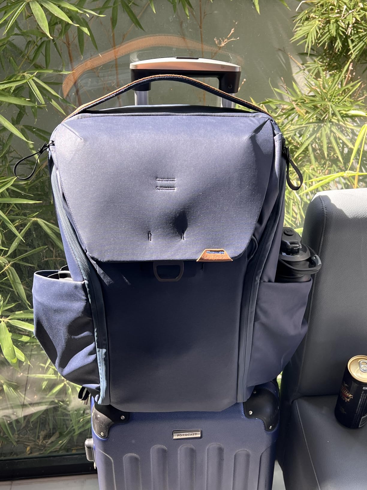 Peak Design Everyday Backpack 30L, Charcoal, MagLatch Top, Dual Side Access, FlexFold Dividers, Fits 15