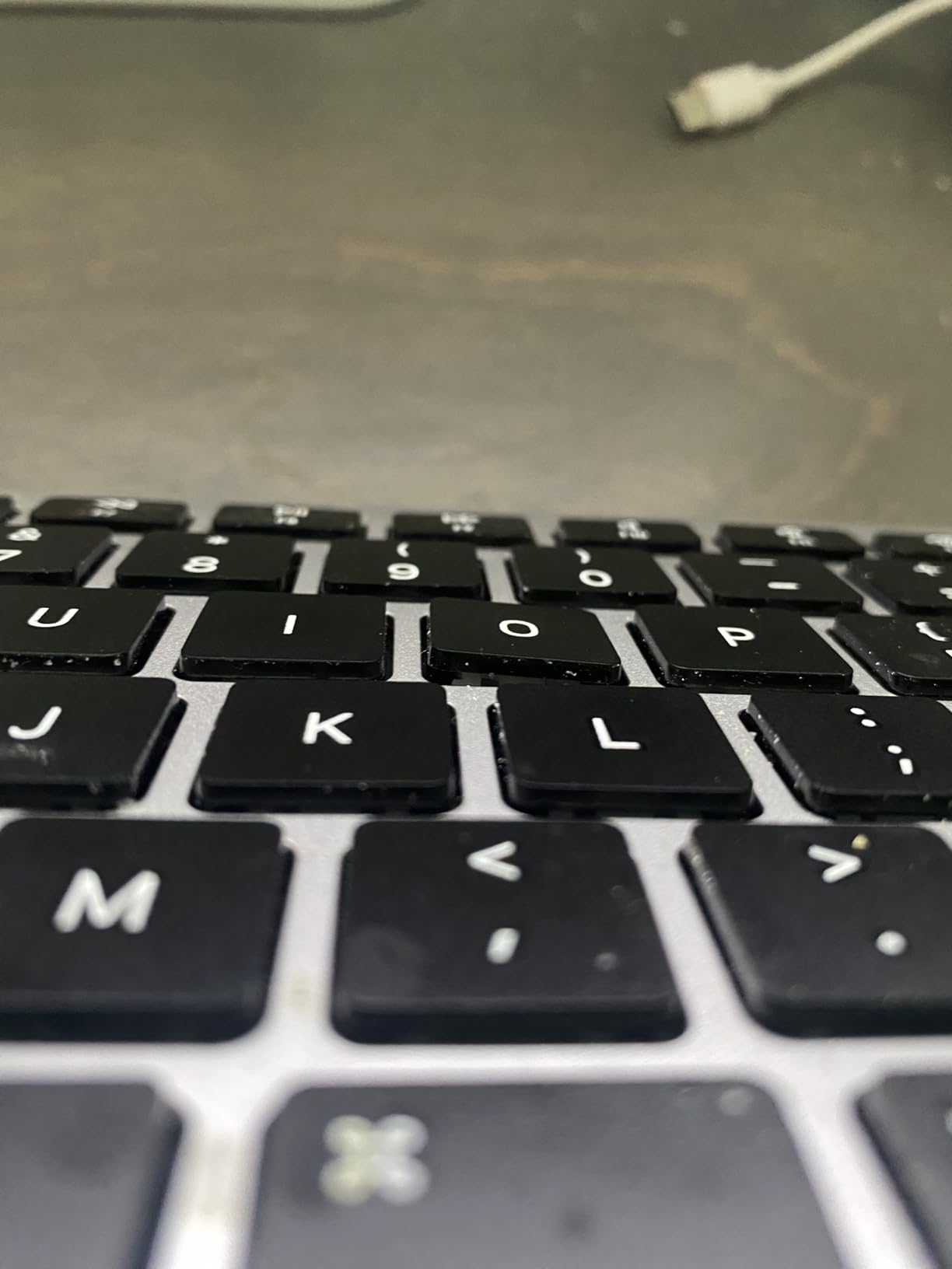 OMOTON Ultra-Slim Wireless Keyboard for Mac (MacOS 10.10+), Compact Size customer photo 1