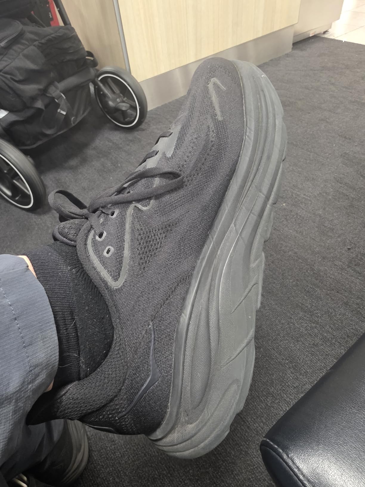 Hoka Mens Clifton 10 customer photo 1