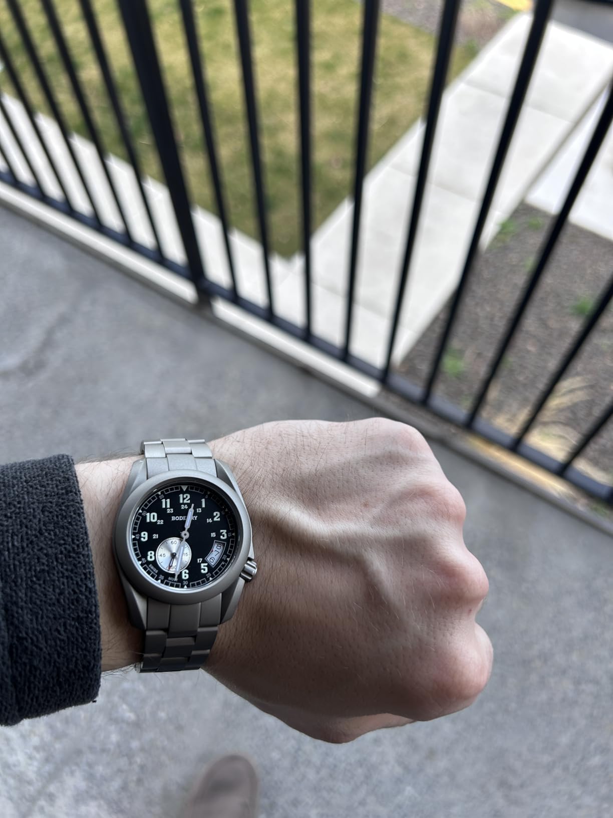 BODERRY 38mm Men's Watch Titanium Field Watch - Swiss Quartz Movement, Military Watch Day Date Function 100M Water Resistance - Voyager customer photo 2